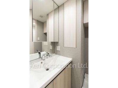 Powder Room