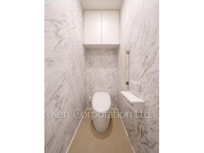 Lavatory