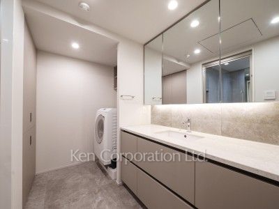 Powder Room