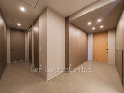 Entrance ※Photo of the same layout on 38 floor. Decoration and fixture may differ.