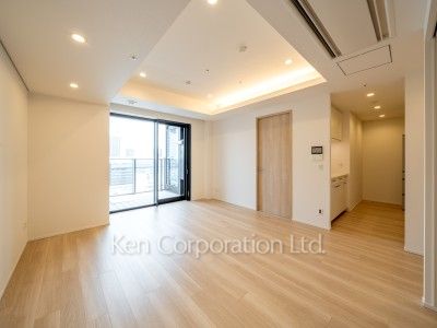 Living-Dining ※Photo of the same layout on 17 floor. Decoration and fixture may differ.