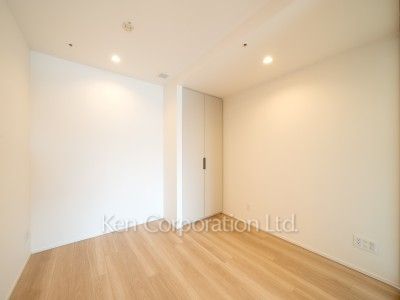 Bedroom ※Photo of the same layout on 17 floor. Decoration and fixture may differ.
