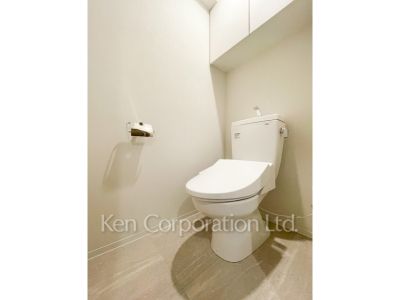 Lavatory