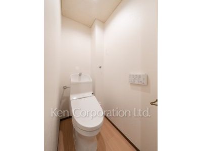Lavatory