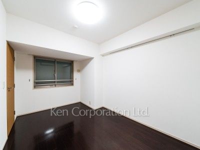 Service room (Extra room space)