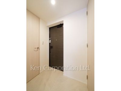 Entrance ※Photo of the same layout on 3 floor. Decoration and fixture may differ.