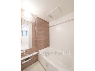 Bath ※Photo of the same layout on 3 floor. Decoration and fixture may differ.