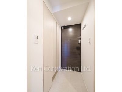 Entrance ※Photo of the same layout on 3 floor. Decoration and fixture may differ.