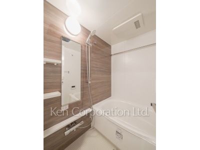 Bath ※Photo of the same layout on 3 floor. Decoration and fixture may differ.