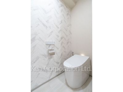 Lavatory