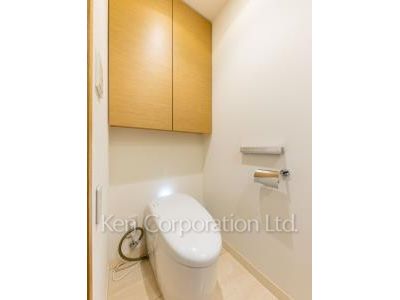 Lavatory
