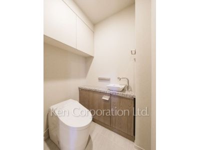 Lavatory