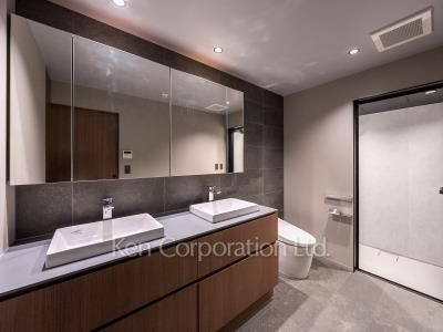 Powder Room