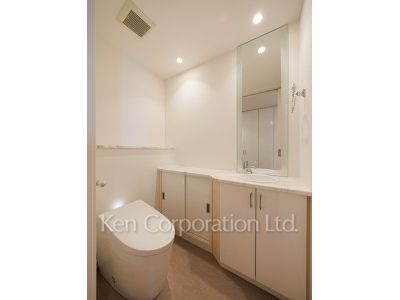 Lavatory