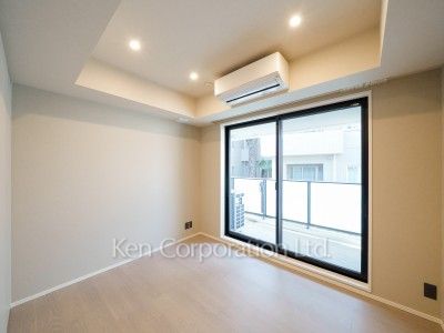 Bedroom ※Photo of the same layout on 2 floor. Decoration and fixture may differ.