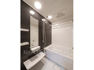 Bath ※Photo of the same layout on 3 floor. Decoration and fixture may differ.