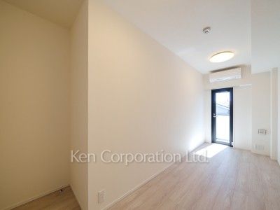 Bedroom ※Photo of the same layout on 3 floor. Decoration and fixture may differ.
