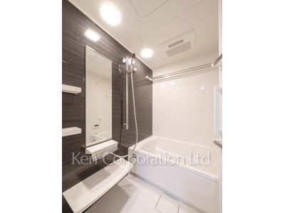Bath ※Photo of the same layout on 3 floor. Decoration and fixture may differ.