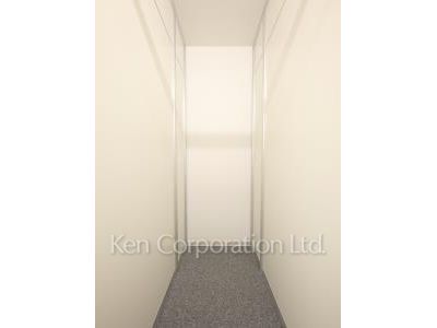 Closet ※Photo of the same layout on 34 floor. Decoration and fixture may differ.