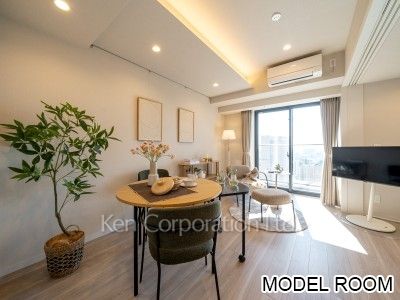Living-Dining ※Model room ※Photo of the same layout on 23 floor. Decoration and fixture may differ.