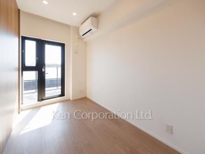 Bedroom ※Photo of the same layout on 7 floor. Decoration and fixture may differ.