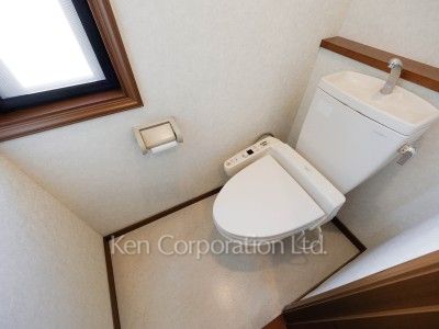 Lavatory