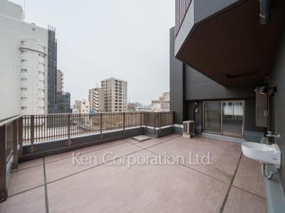 Roof Balcony