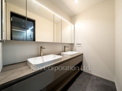 Powder Room