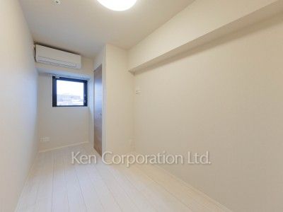Bedroom ※Photo of the same layout on 4 floor. Decoration and fixture may differ.