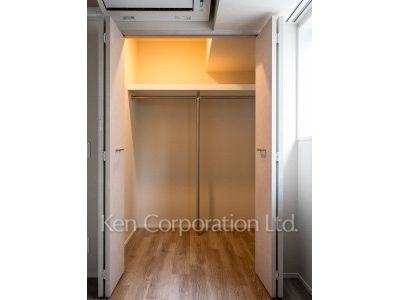 Walk-In Closet ※Photo of the same layout on 6 floor. Decoration and fixture may differ.