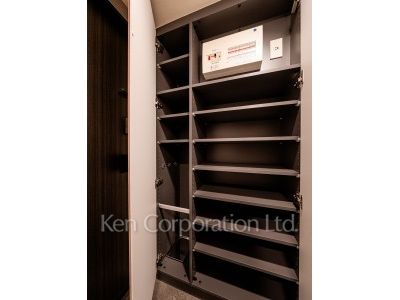 Shoes Closet ※Photo of the same layout on 6 floor. Decoration and fixture may differ.