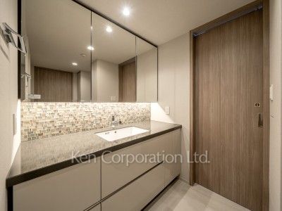 Powder Room