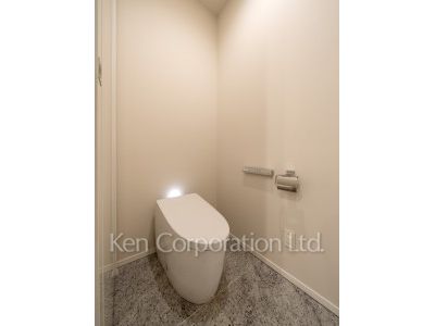 Lavatory
