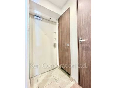 Entrance ※Photo of the same layout on 3 floor. Decoration and fixture may differ.