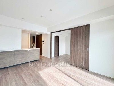 Living-Dining ※Photo of the same layout on 3 floor. Decoration and fixture may differ.