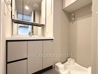 *Photo of similar layout