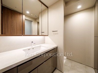 Powder Room