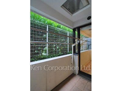 Balcony ※Photo of the same layout on 1 floor. Decoration and fixture may differ.