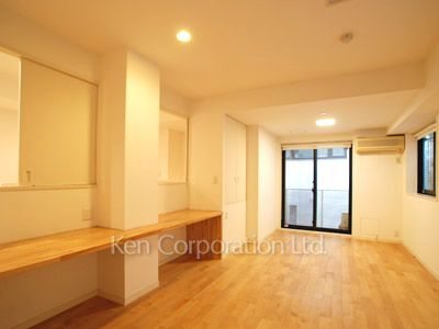 Bedroom ※Photo of the same layout on 1 floor. Decoration and fixture may differ.