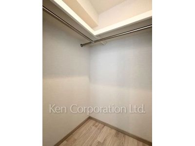 Closet ※Photo of the same layout on 3 floor. Decoration and fixture may differ.