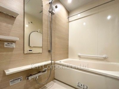 Bath ※Photo of the same layout on 3 floor. Decoration and fixture may differ.
