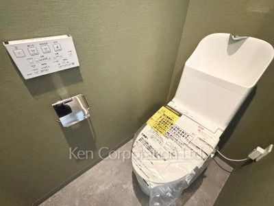 Lavatory ※Photo of the same layout on 3 floor. Decoration and fixture may differ.