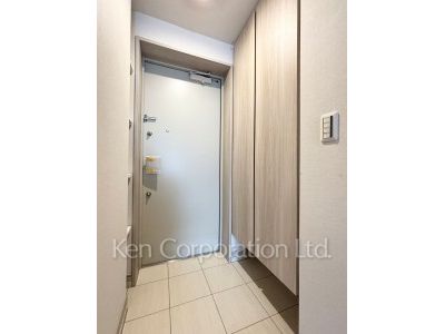 Entrance ※Photo of the same layout on 3 floor. Decoration and fixture may differ.