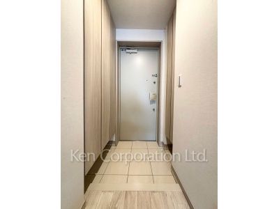 Entrance ※Photo of the same layout on 3 floor. Decoration and fixture may differ.