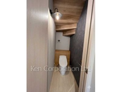 Lavatory