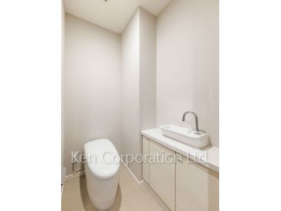 Lavatory