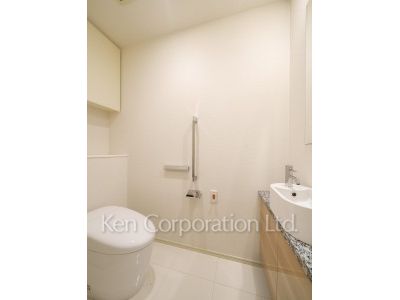 Lavatory