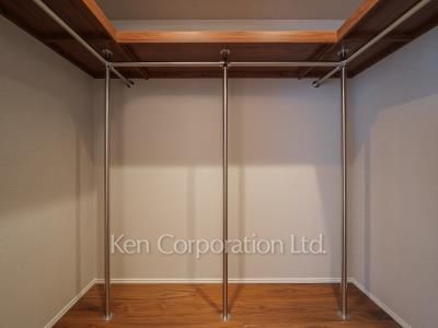 Walk-In Closet