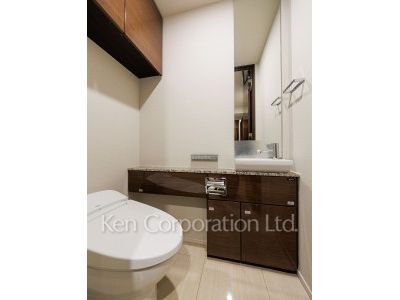 Lavatory