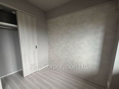 Master Bedroom ※Photo of the same layout on 5 floor. Decoration and fixture may differ.